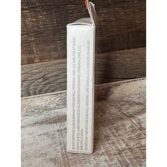 Schick Quattro Titanium Razor Cartridges – 4 Blades – 6 Count (Sealed) - Picture 3 of 5